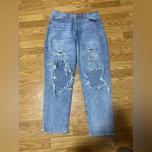 Simple Society light blue ripped jeans